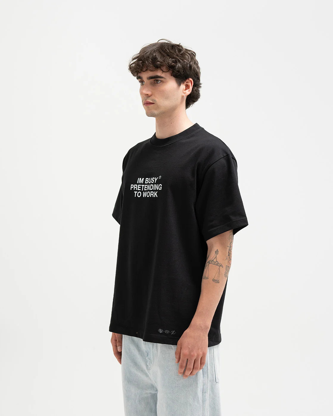 IM BUSY Tee - Black - Image 4